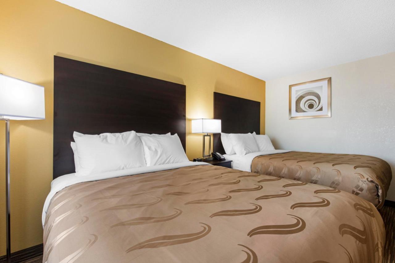 Quality Inn & Suites Metropolis I-24 Exterior foto