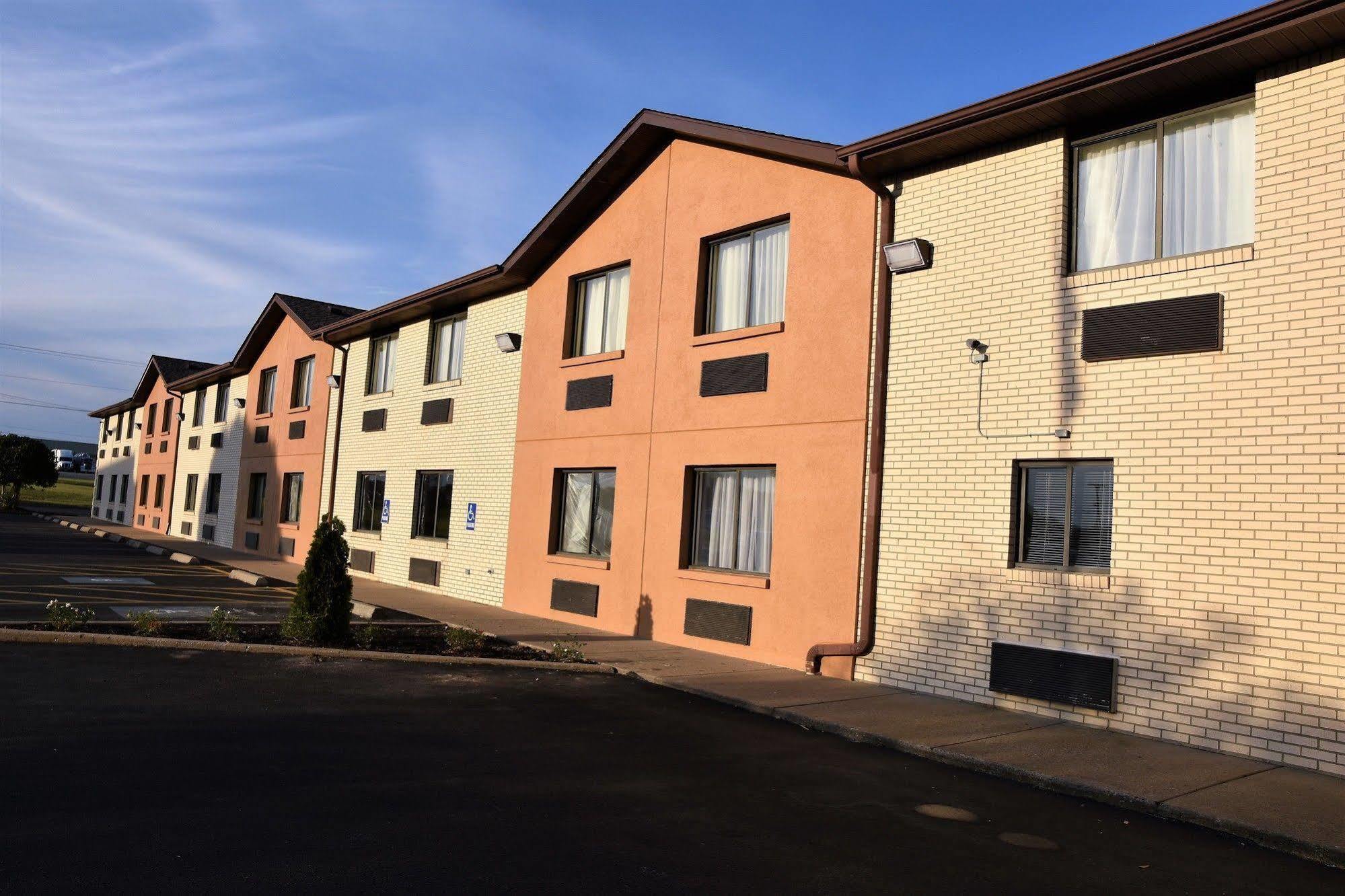 Quality Inn & Suites Metropolis I-24 Exterior foto
